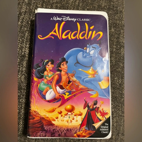 Disney Other - Disney’s “Aladdin” VHS Tape